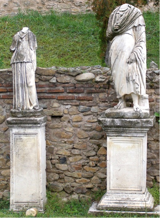 Heraklea Statuen